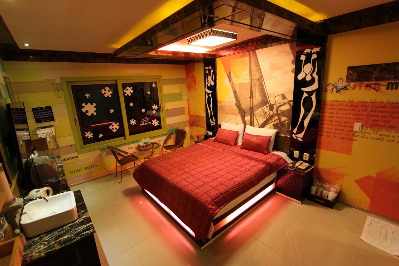 Star Motel Pohang Buitenkant foto
