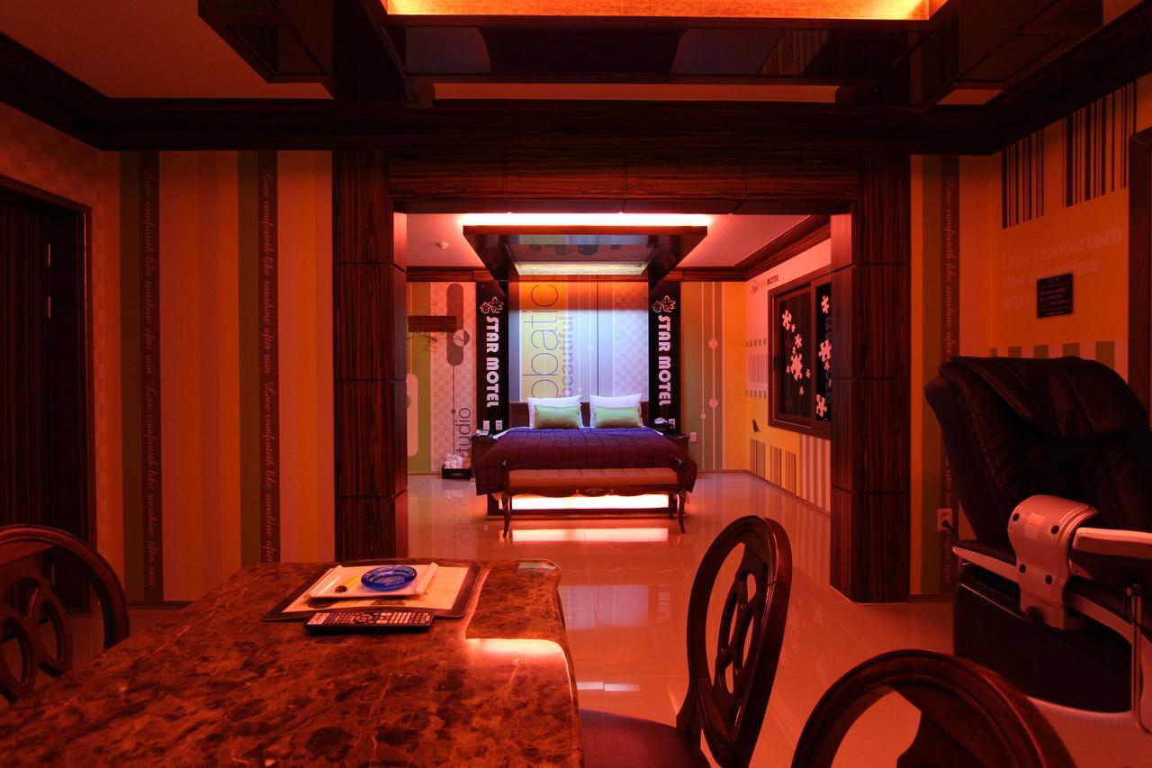 Star Motel Pohang Buitenkant foto